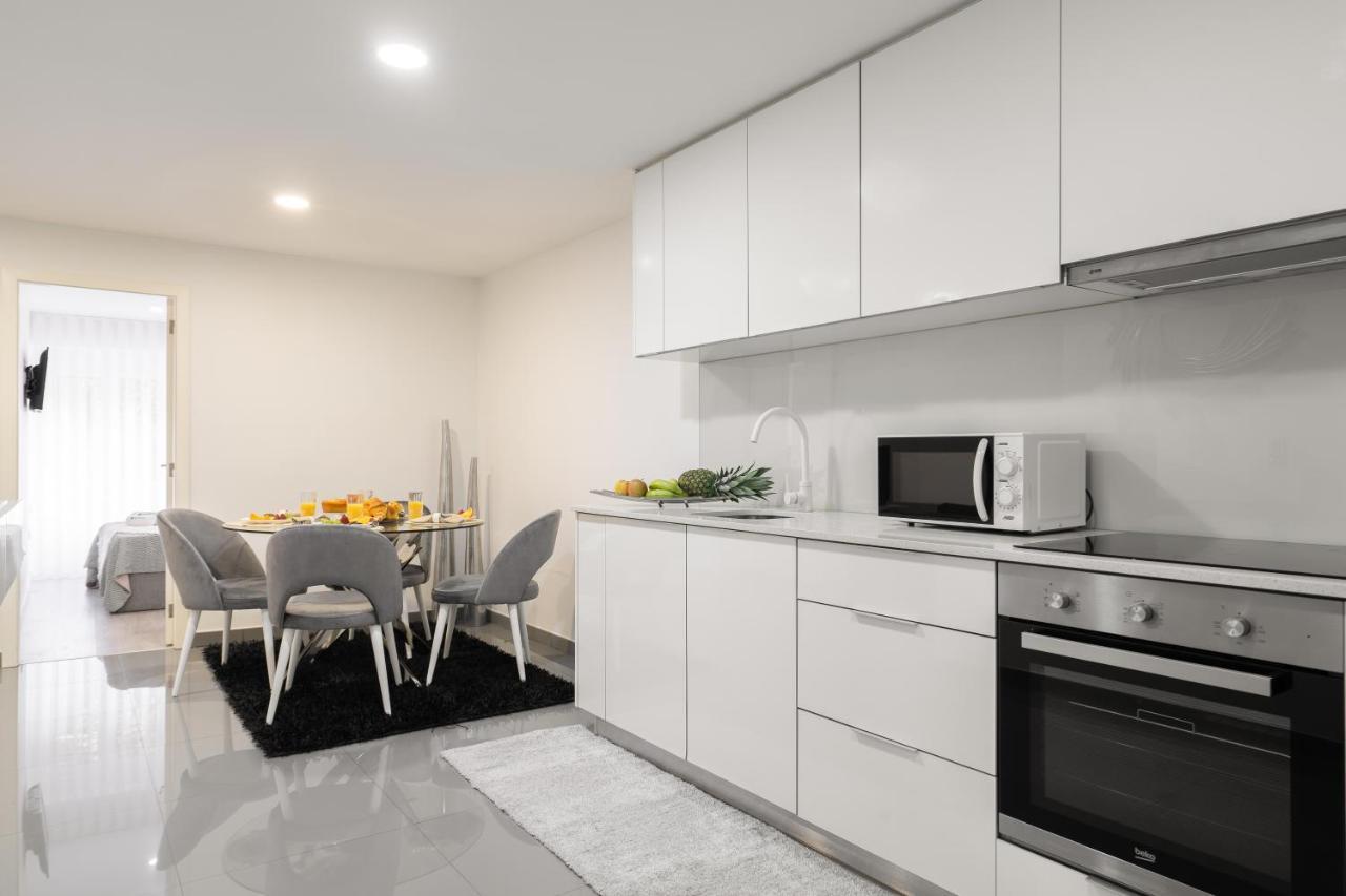Host Wise - Spacious Noble Apartaments Ace Location Porto Bagian luar foto