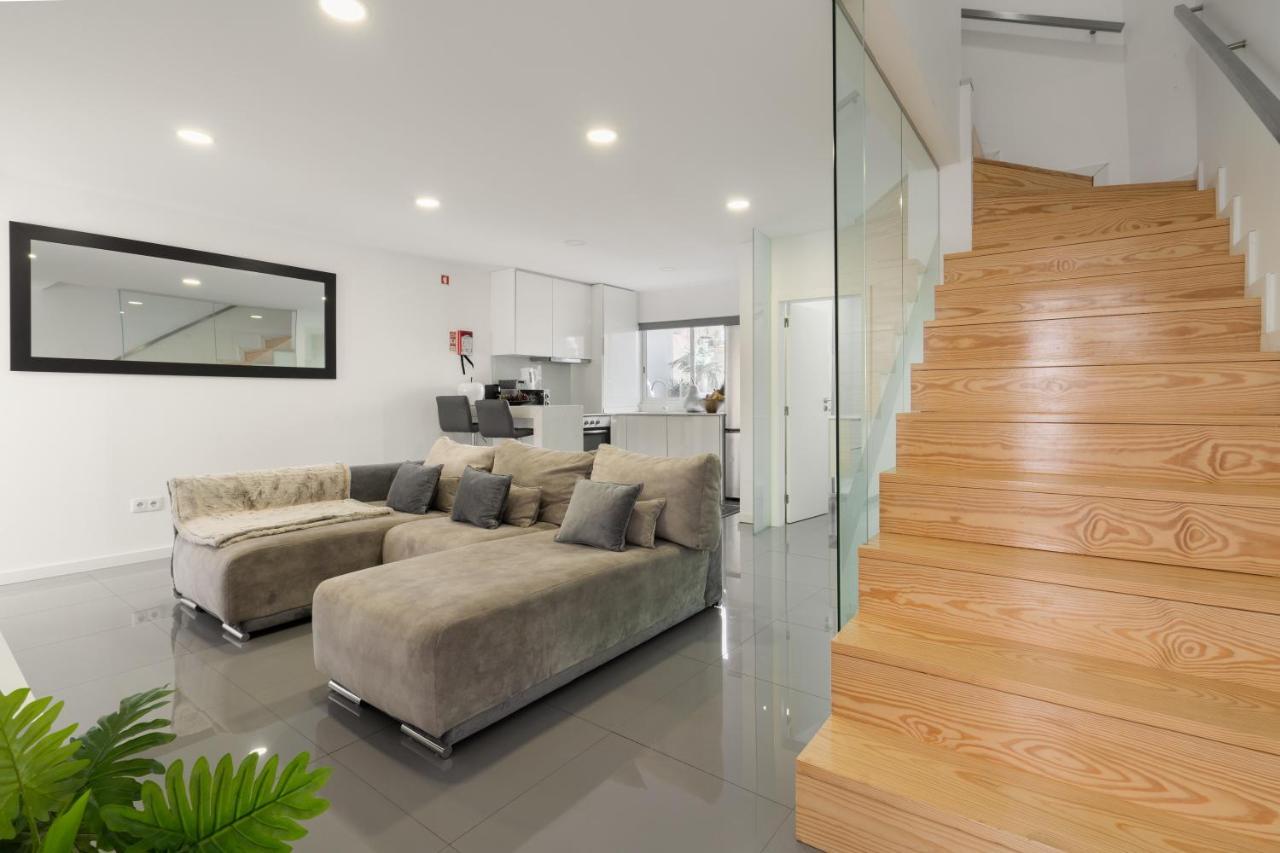 Host Wise - Spacious Noble Apartaments Ace Location Porto Bagian luar foto