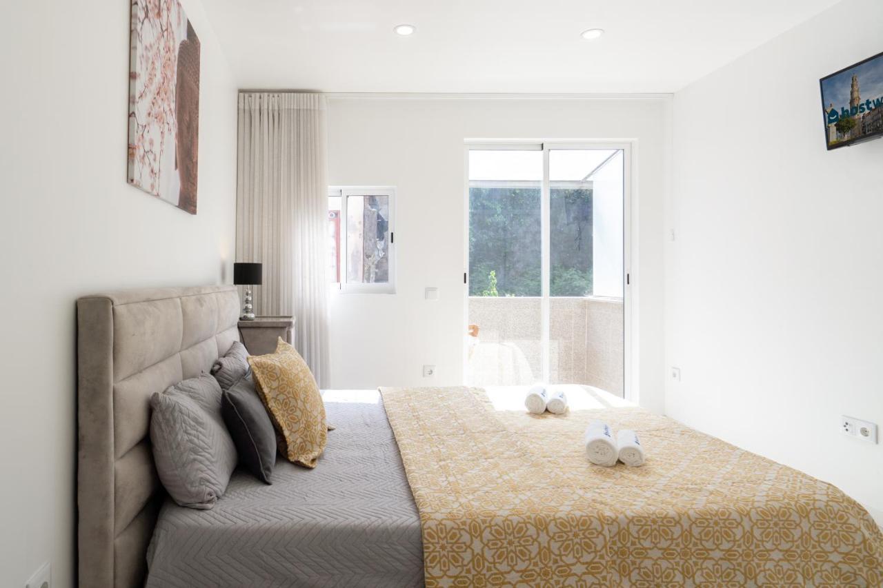 Host Wise - Spacious Noble Apartaments Ace Location Porto Bagian luar foto