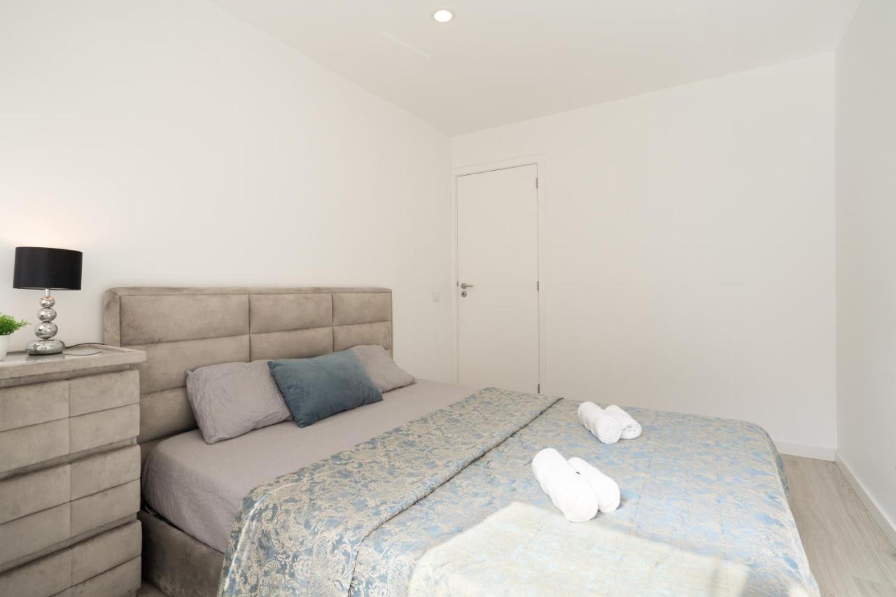 Host Wise - Spacious Noble Apartaments Ace Location Porto Bagian luar foto